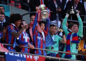 上海时时乐-羡慕！7名日本旅欧球员拿顶级赛事冠军，镰田大地足总杯&amp;两人MVP